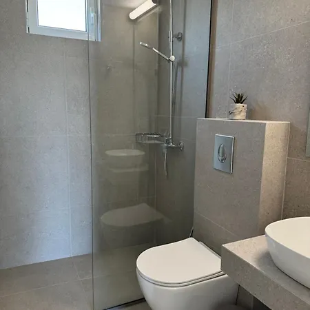 Voula Apartment *